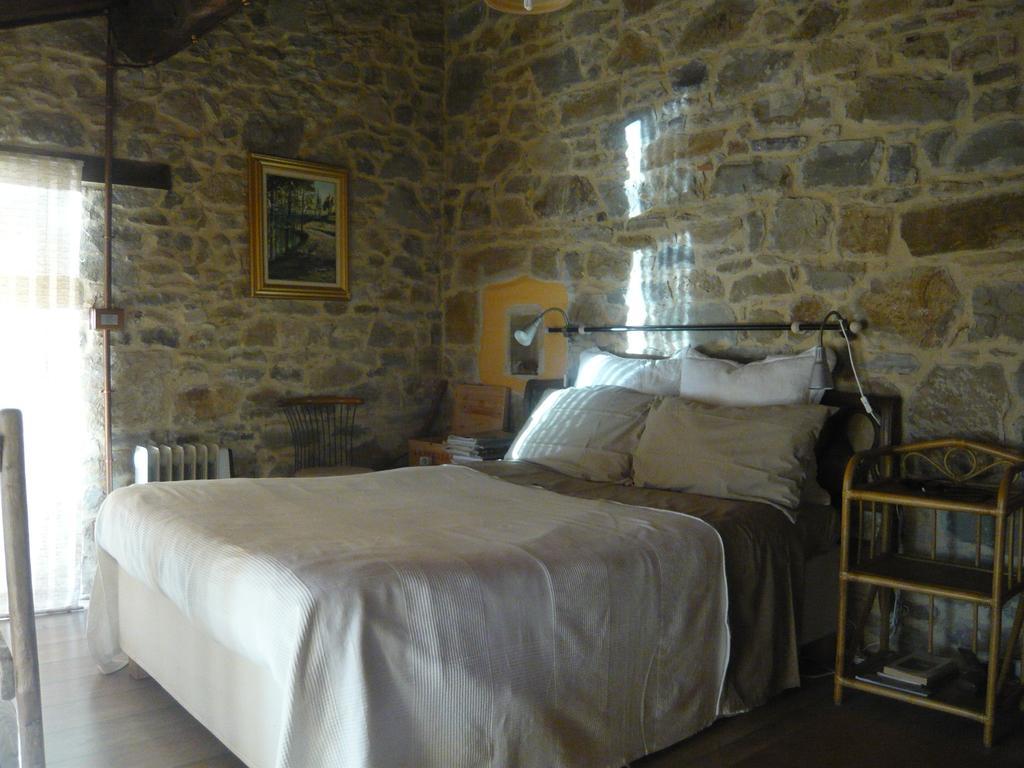 Agriturismo Petrarosa Neviano degli Arduini Δωμάτιο φωτογραφία